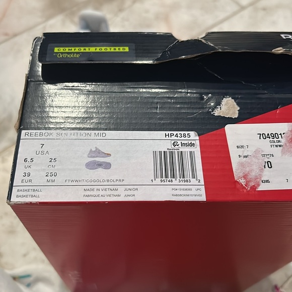 Reebok Unisex-Adult Solution Mid Basketball Shoe, size 7 White / Yellow New - Picture 6 of 6